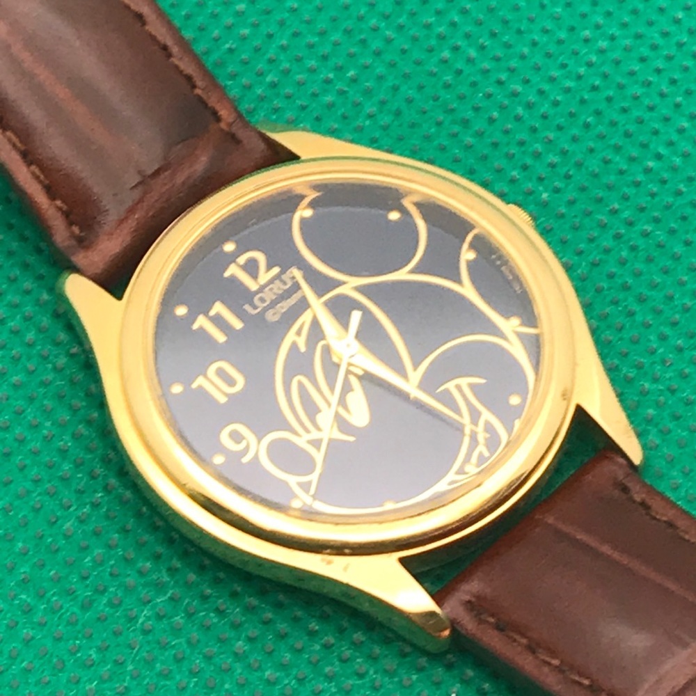 Lorus Disney Mickey Mouse WatchBrown Leather V501-8860